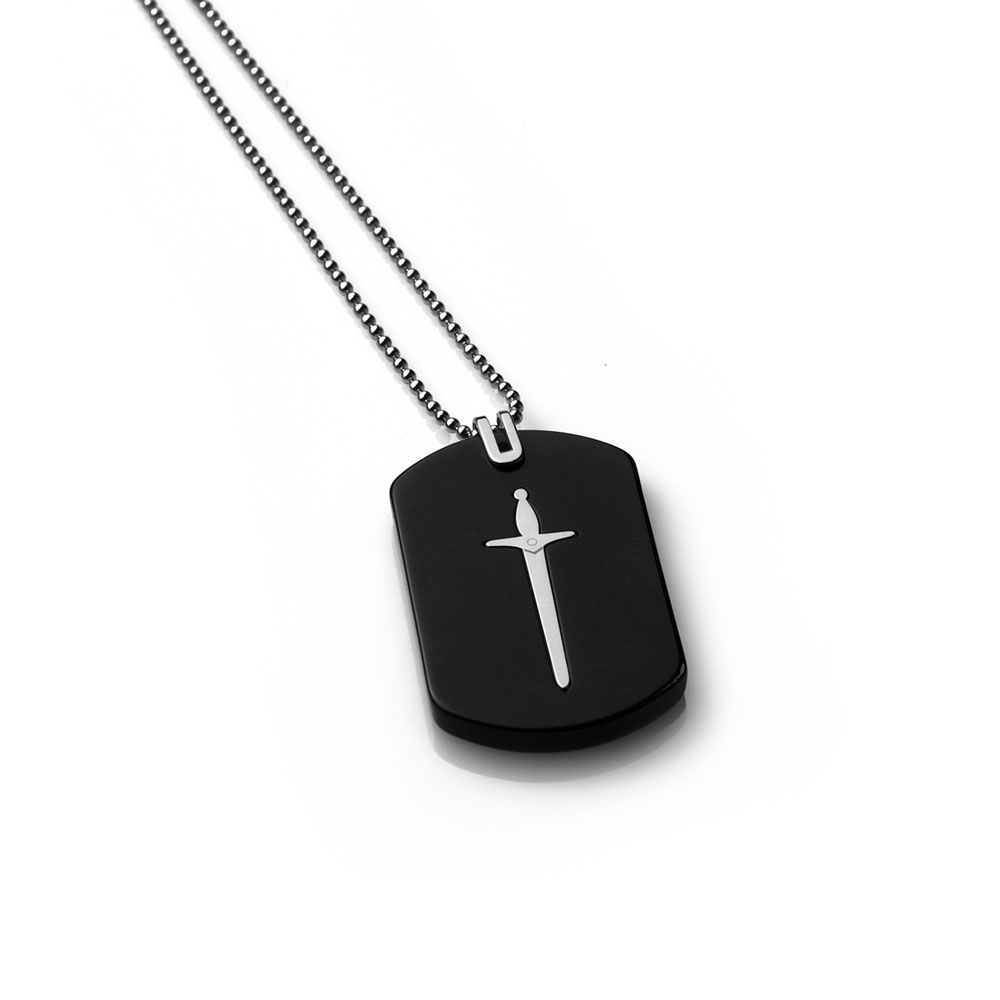 NECKLACES: Claymore Gold Tag Necklace
